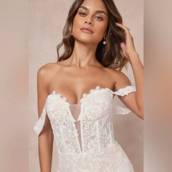 Lulus Endless Dedication White Embroidered Off-the-Shoulder Maxi Dress NWOT Sz 8 - Picture 3 of 4